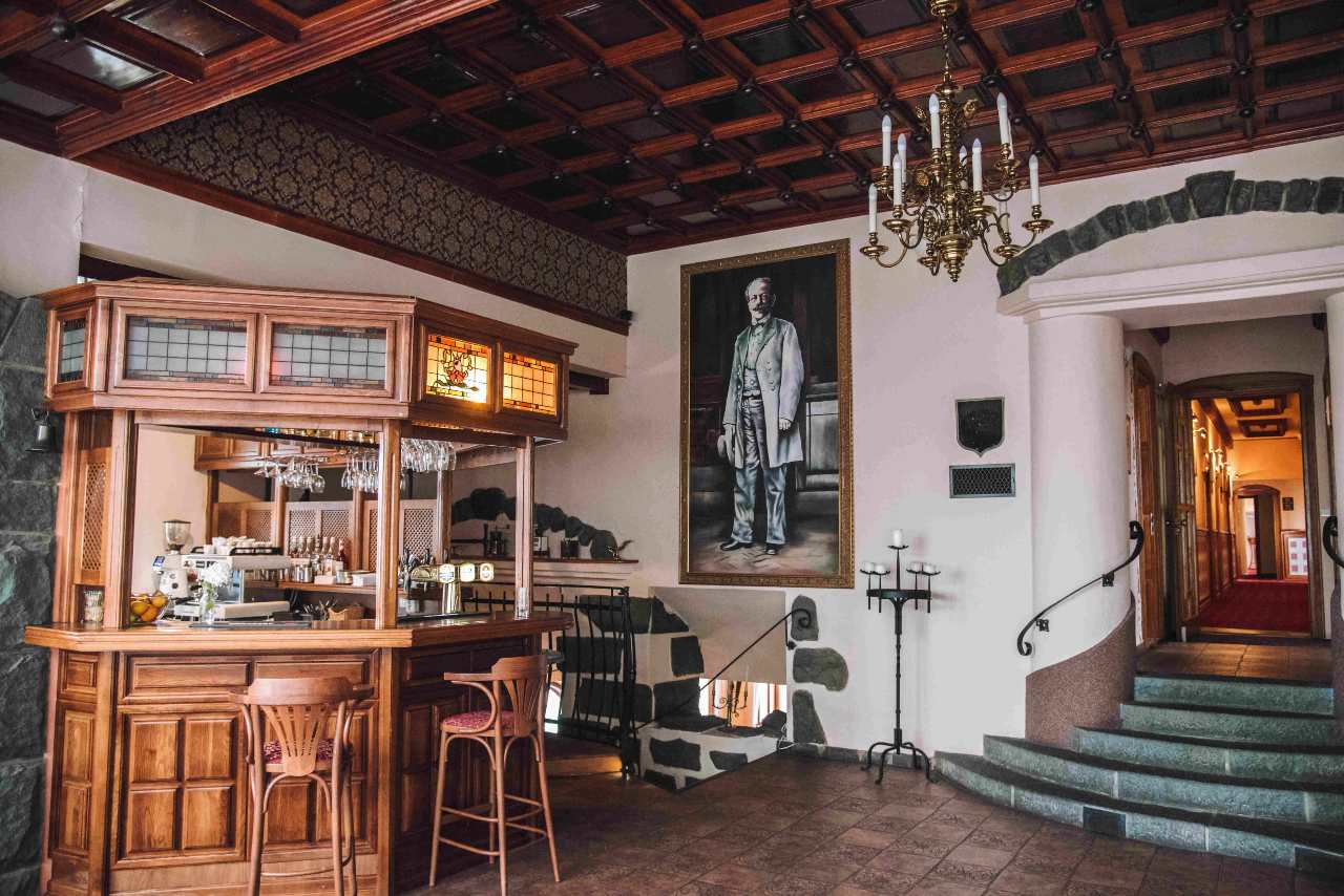 Hotel Zlatý Orel x Primagas