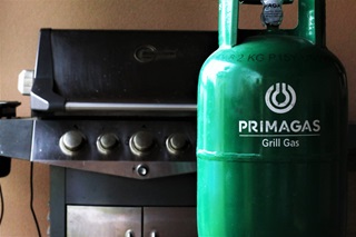 Výhody plynových LPG láhví u grilování a karavaningu